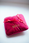 Coussin porte alliances brodé personnalisable