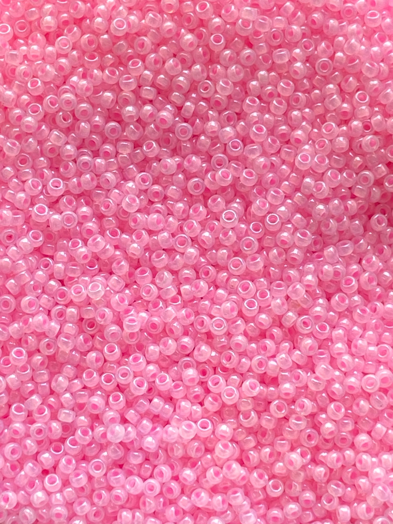 Ceylon soft baby pink, Miyuki seed beads