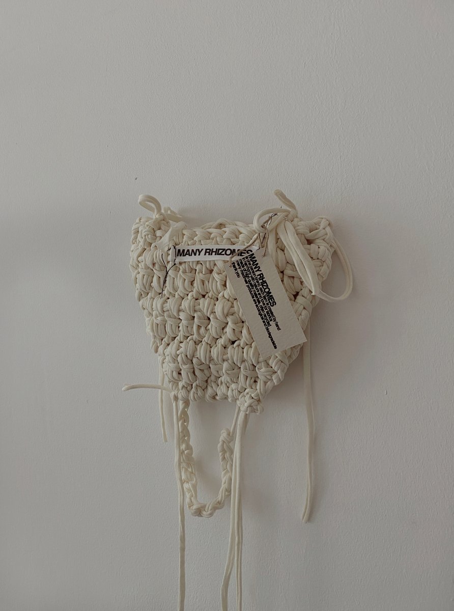 baby trapeze | many rhizomes