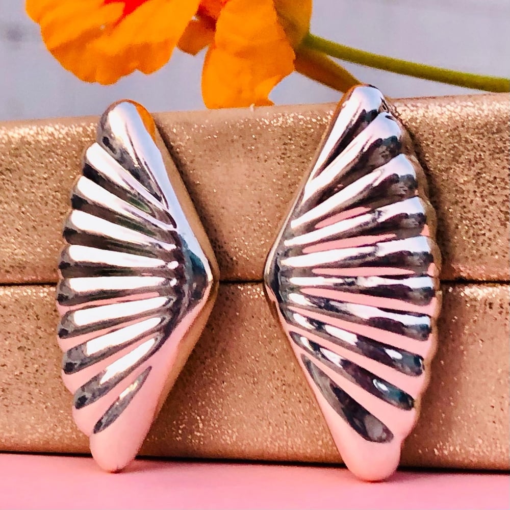 Image of Rise Queen Tina Vintage 60’s Earrings