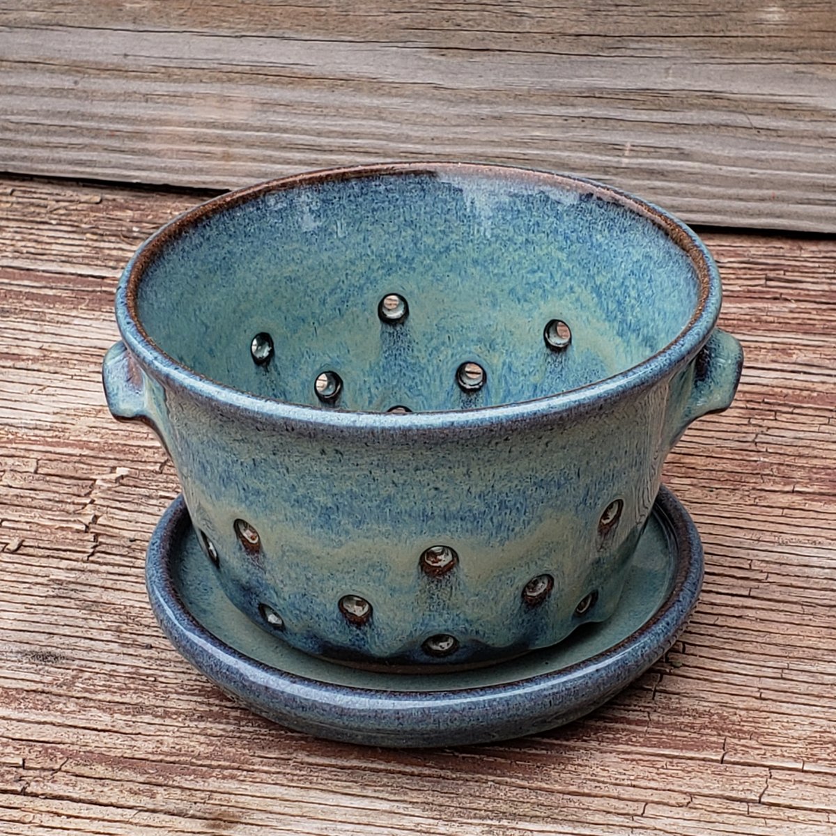 Image of Little Colander with Dish: Glacial Waters ( Turquoise Blue)