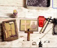 Image 2 of Vampire Spell Tin