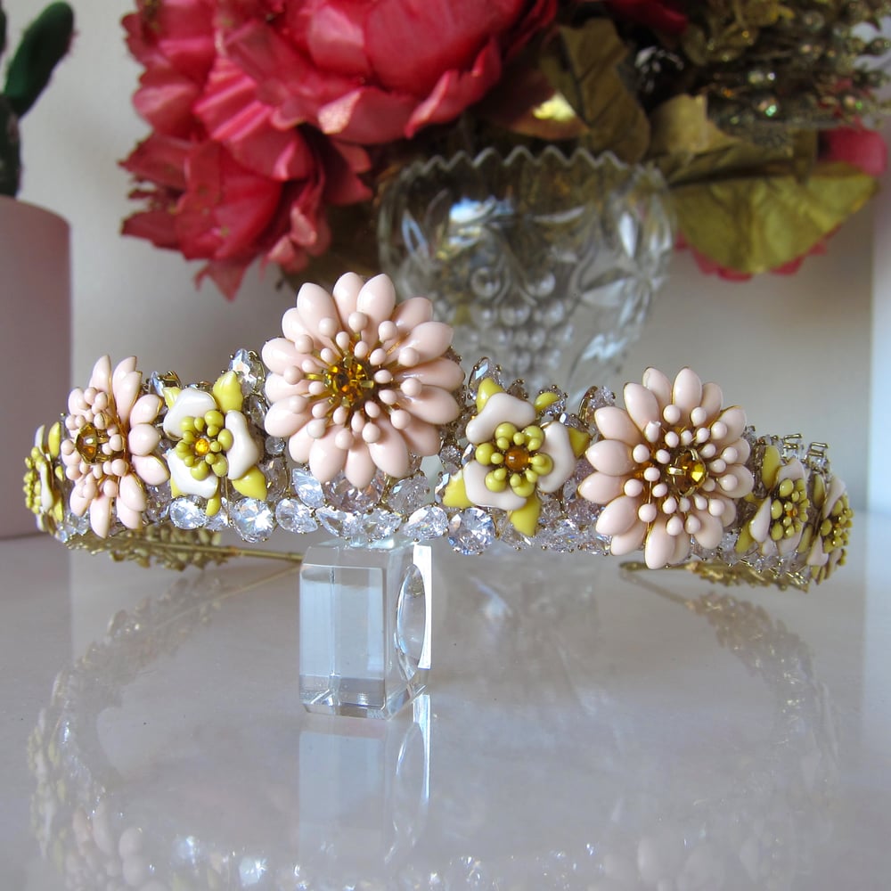 Image of Verenice tiara