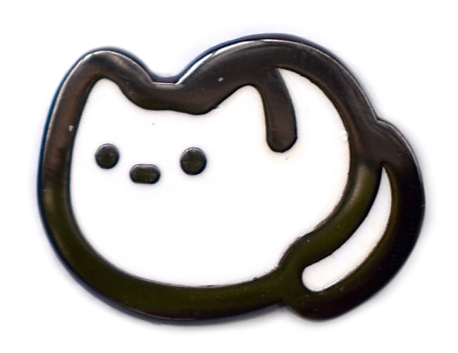 White Loaf Cat Mini Pin