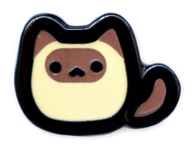Siamese Sitting Cat Mini Pin