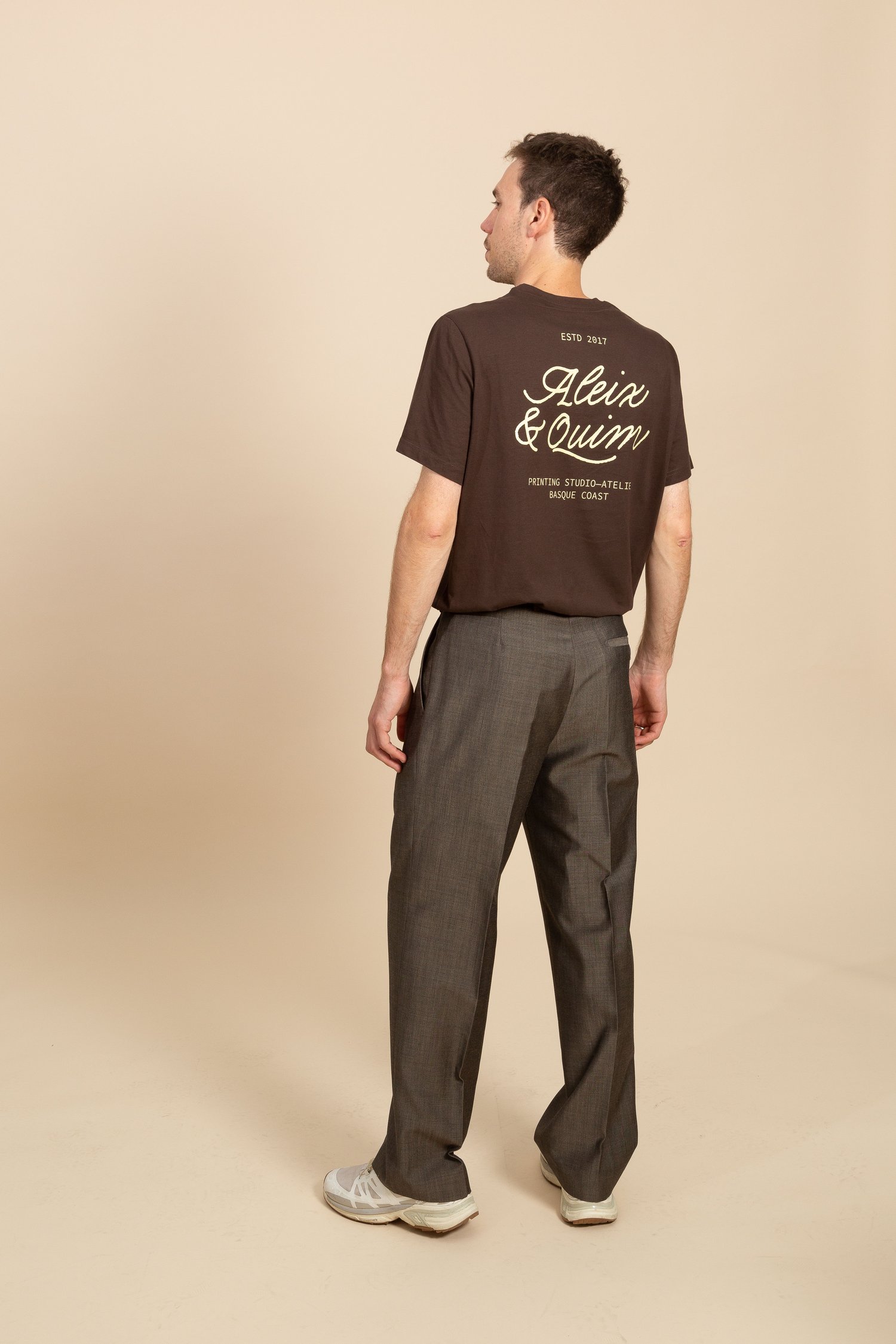 Image of CAMISETA "TALLER" CHOCOLATE