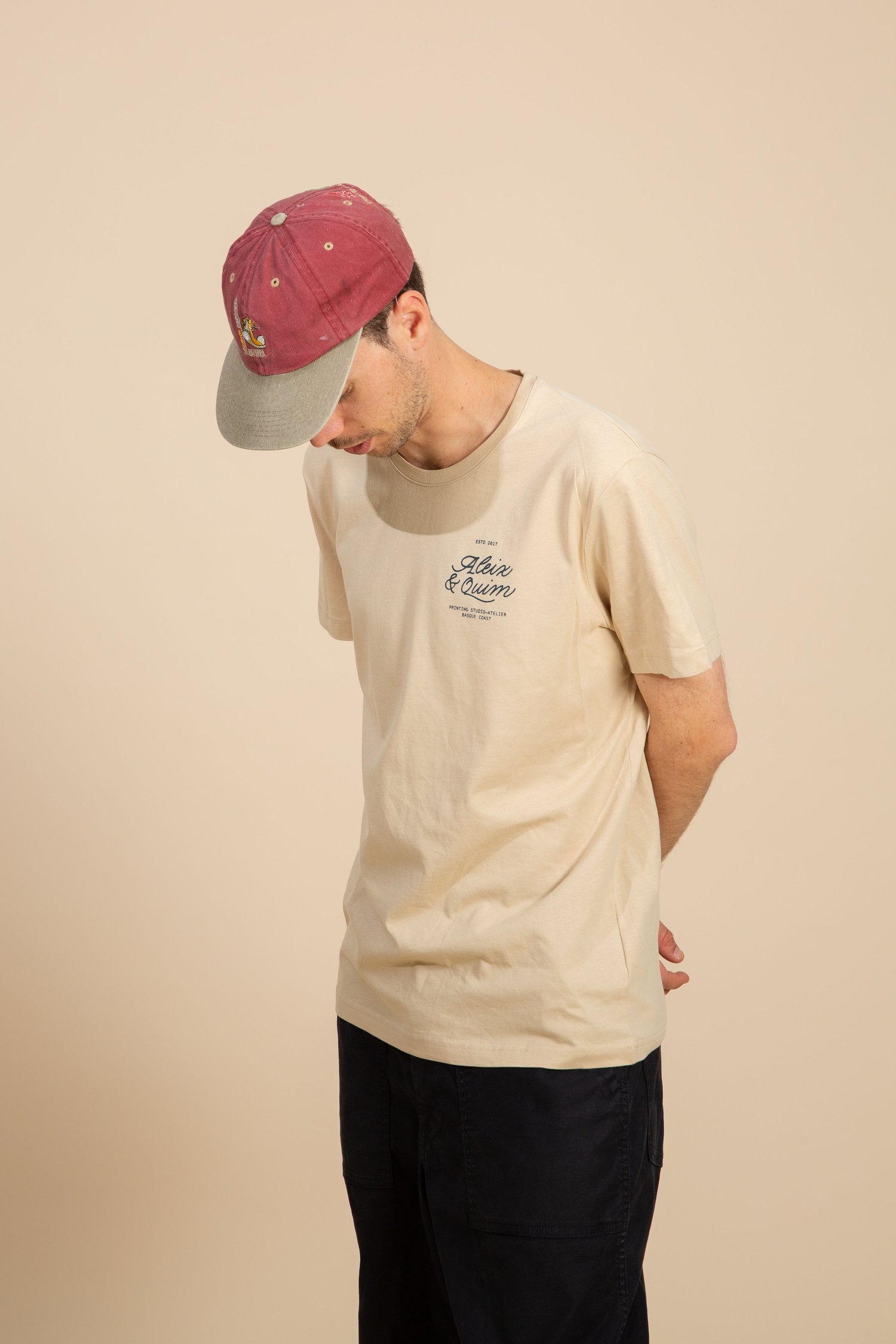 Image of CAMISETA "ATELIER" BEIGE