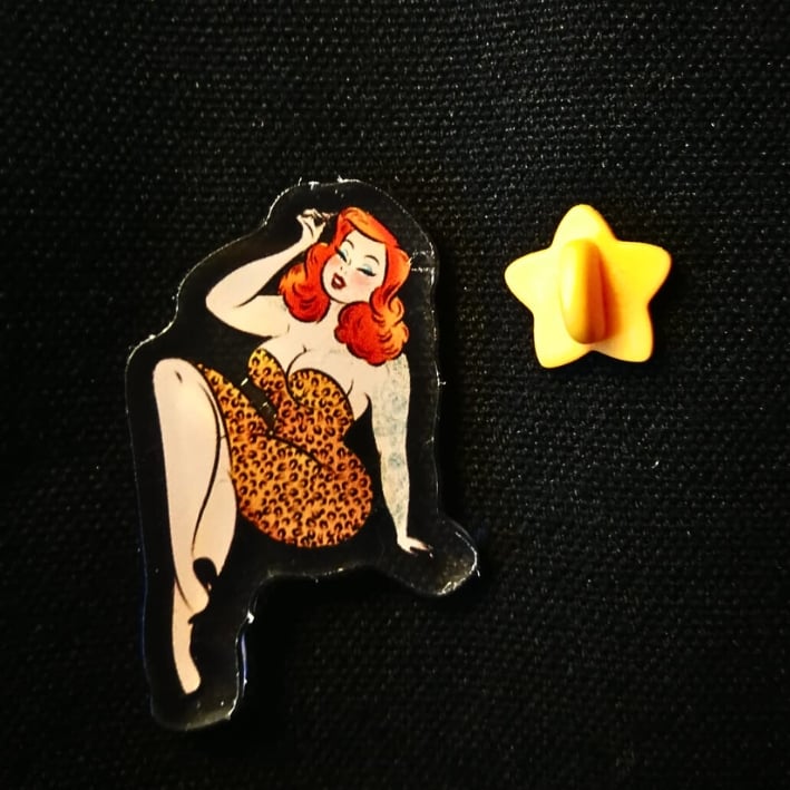 Cecilya · pinup brooch