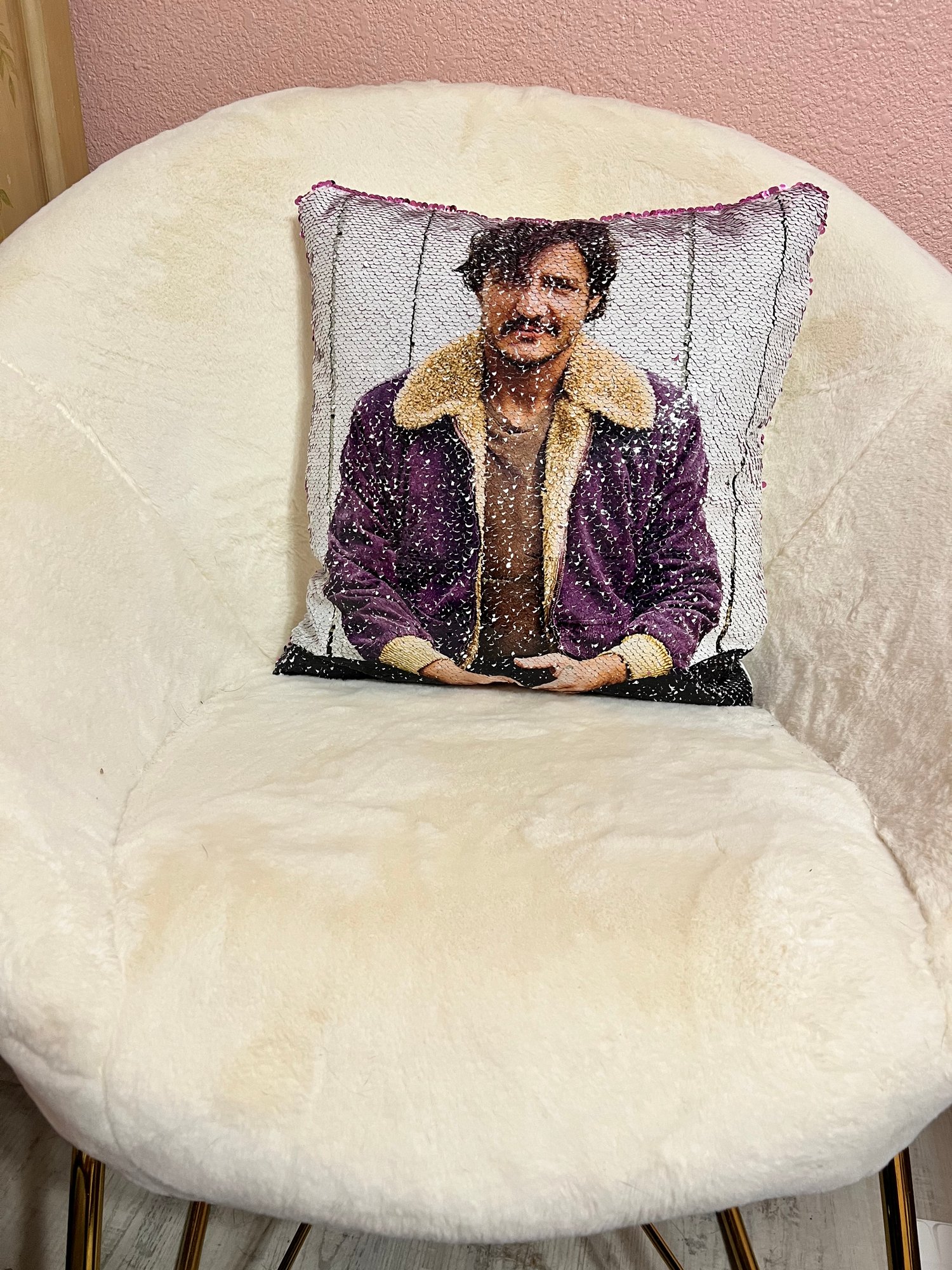 Image of Cuddle cushion 