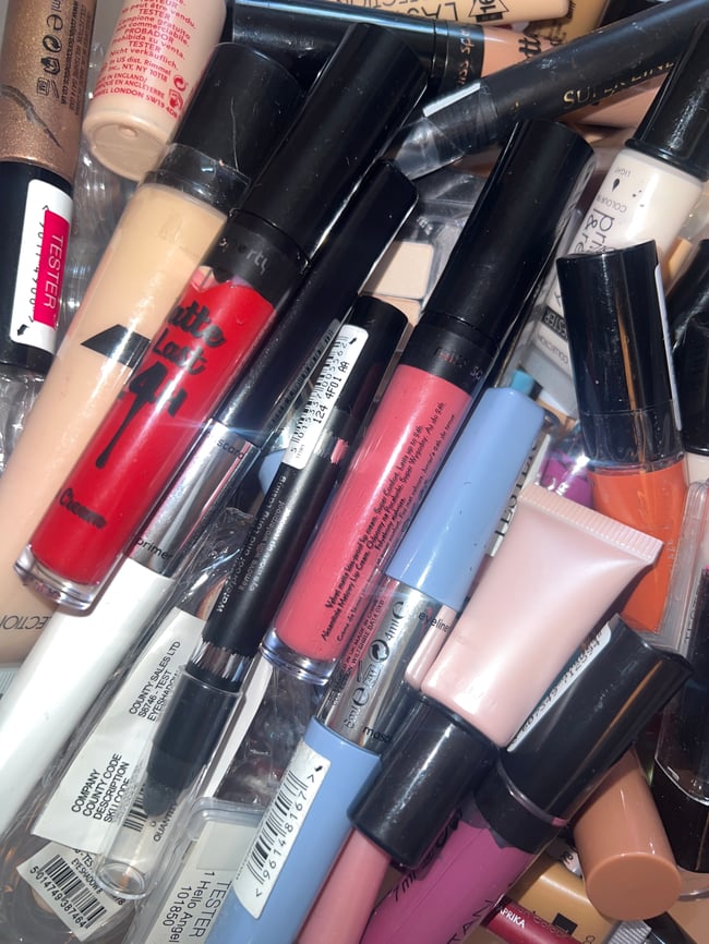 4 random makeup items £5