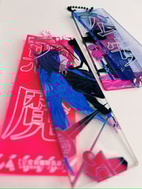 Image 5 of chainsaw man fluorescent tag charm