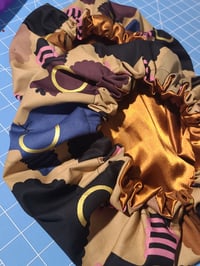 Image 2 of Afro-American  Bonnet 