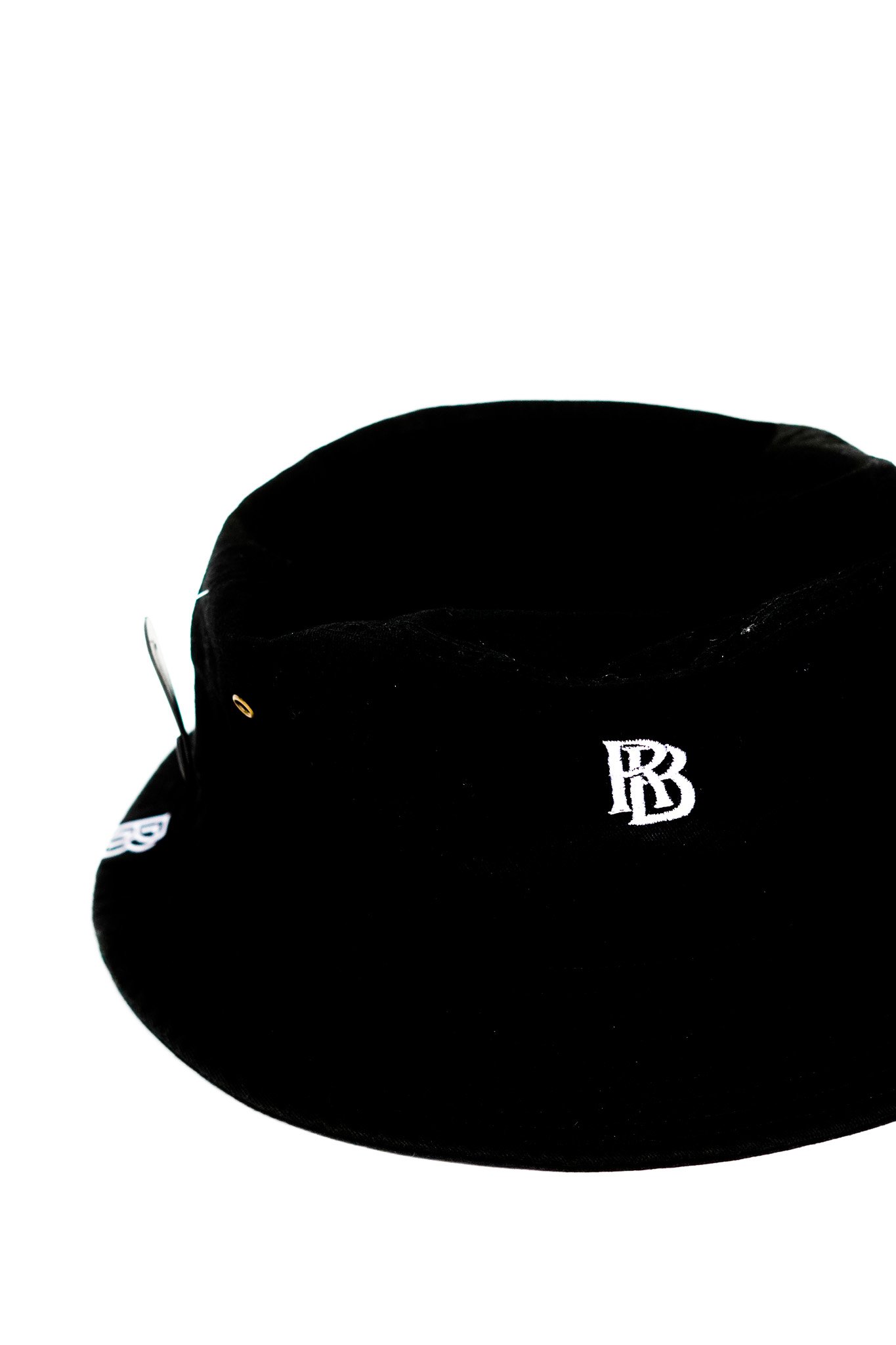 Image of RB BUCKET HAT BLACK