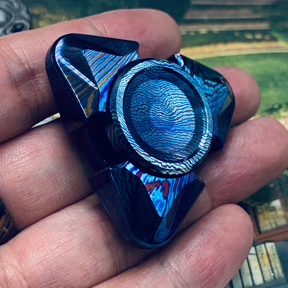 Fidget Spinner LordVader in Timascus Blue