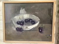 Cherries in white bowl