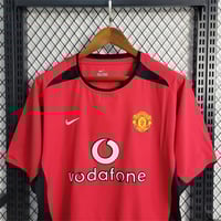 Image 3 of Manchester United Retro 02/04 Home Jersey