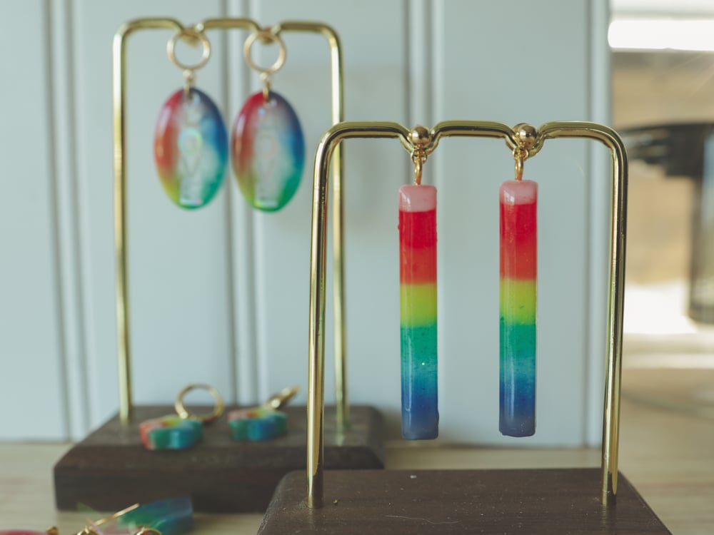 Image of Rainbow Long Bar Stud 