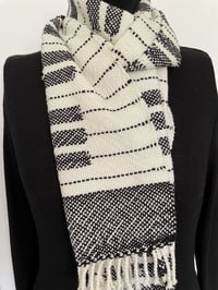 Image 5 of Reveur