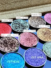 Image 3 of CHOOSE YOUR COLORS Multichrome Bundle deal 32 pressed pans