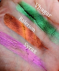 Image 4 of Dragonlords Syrax Extreme multichrome 26mm pressed pan color shift