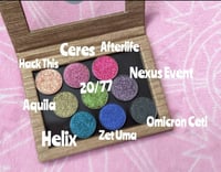 Image 4 of Empty Eyeshadow Magnetic Palette Sparkly Beige Design Pattern