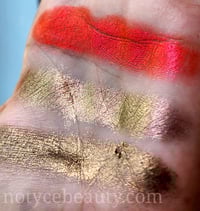 Image 5 of Multichrome Pudding! chameleon pressed pan shimmery golden yellow brown flakes