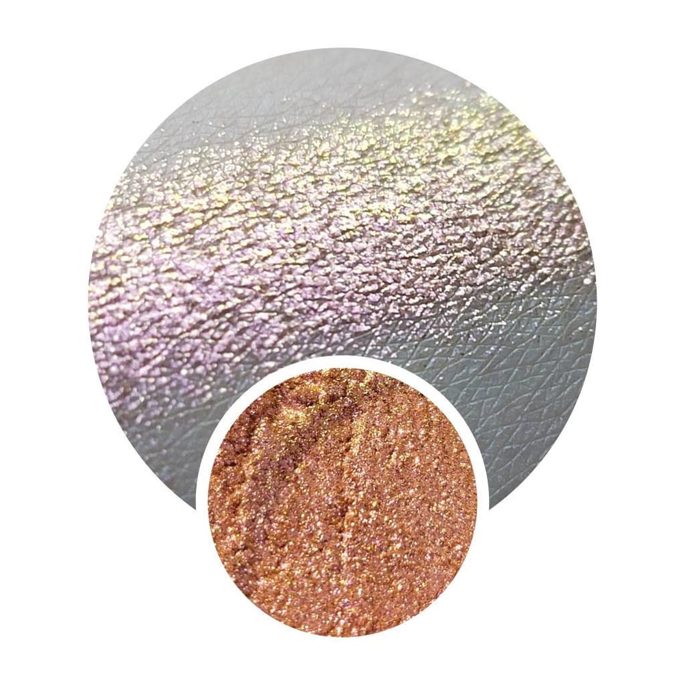 Image of New Magic Multichrome chameleon moonshifter Oberon mineral color vegan shimmery sparkle