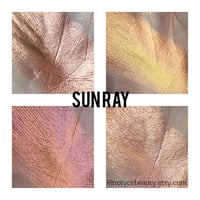 Image 4 of Multichrome Sun Ray chameleon pressed pan shimmer Beige Sherbet Pink orange Gold
