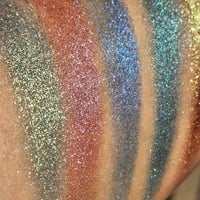 Image 5 of TITAN Multichrome chameleon pressed pan Blue violet purple to silverish teal