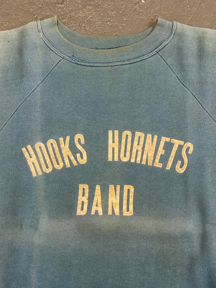 Image of HOOKS HORNET BAND 