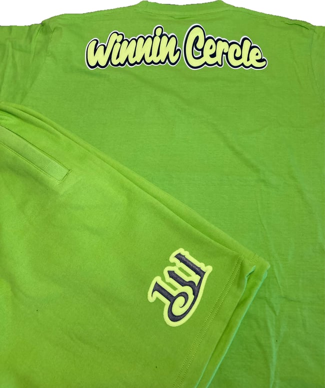 Winnin Cercle Short Set