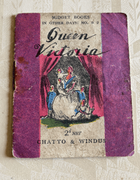 Image 1 of Trekkie Ritchie Midget Book Queen Victoria