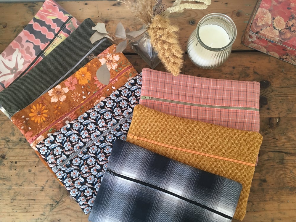 Image of Pochette Lyna grand - format