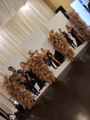 Image of 8 ft tall  x 4 ft wide  standing picture Square 