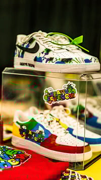 Image 4 of Creative Freedom: OG Shoe