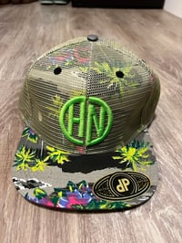 HN LOGO GREEN SCREEN HAT