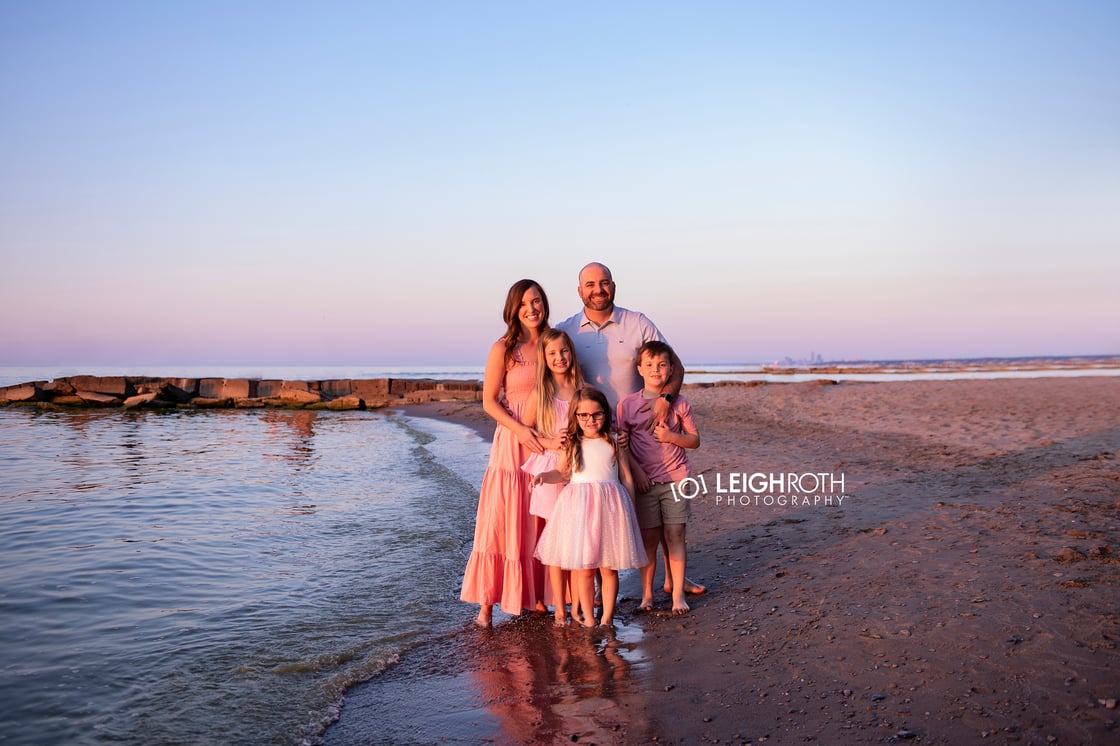 Image of 2024 BEACH MINI SESSIONS 