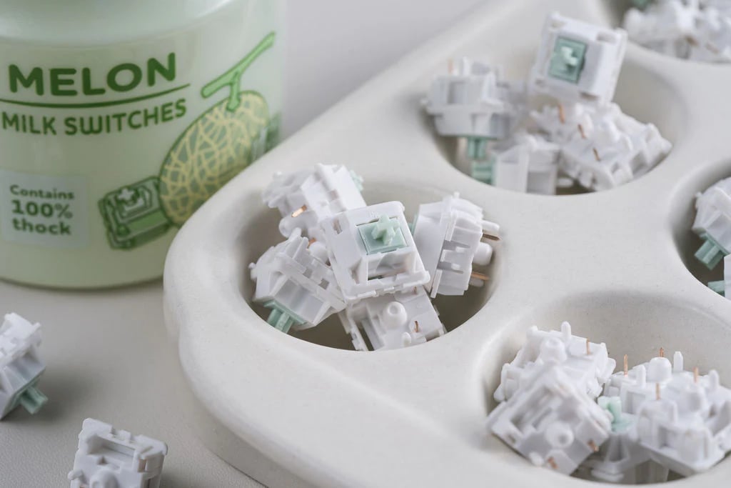 Melon Milk - Linear - Thumbnail 5