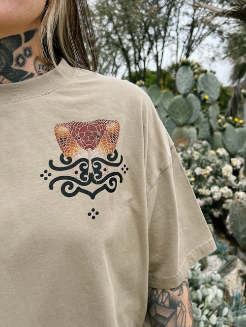 Image of Ssnake T-Shirt Beige