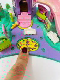 Image 13 of Polly pocket vintage aquasplash