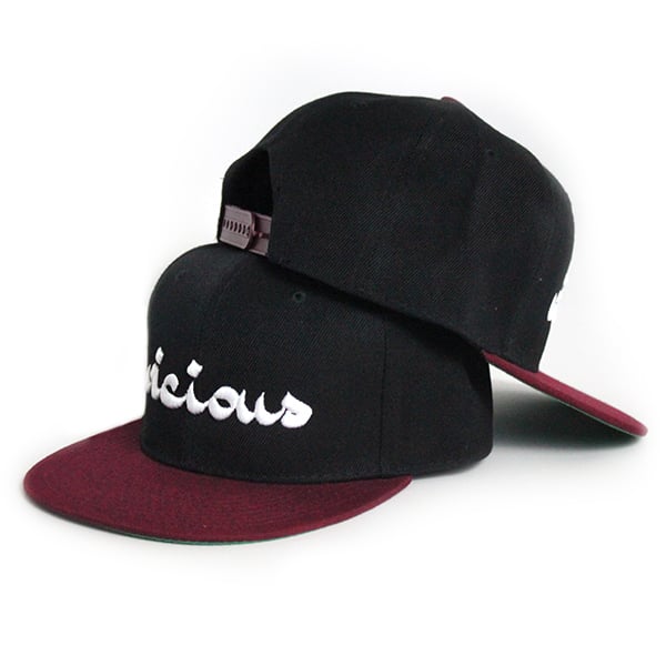 Vicious Snapback - Black & Burgundy