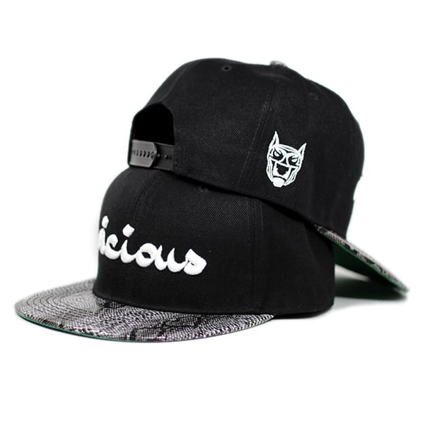 Vicious Snapback - Gray Snakeskin 