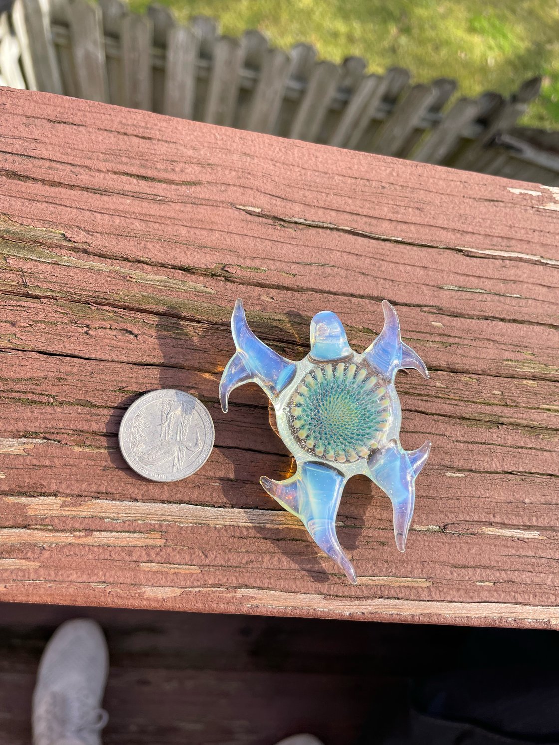 Image of Glopal UV horned implosion