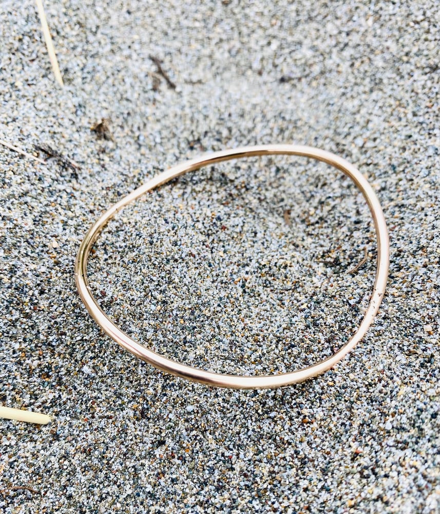 Image of Coastal Swell Bangle