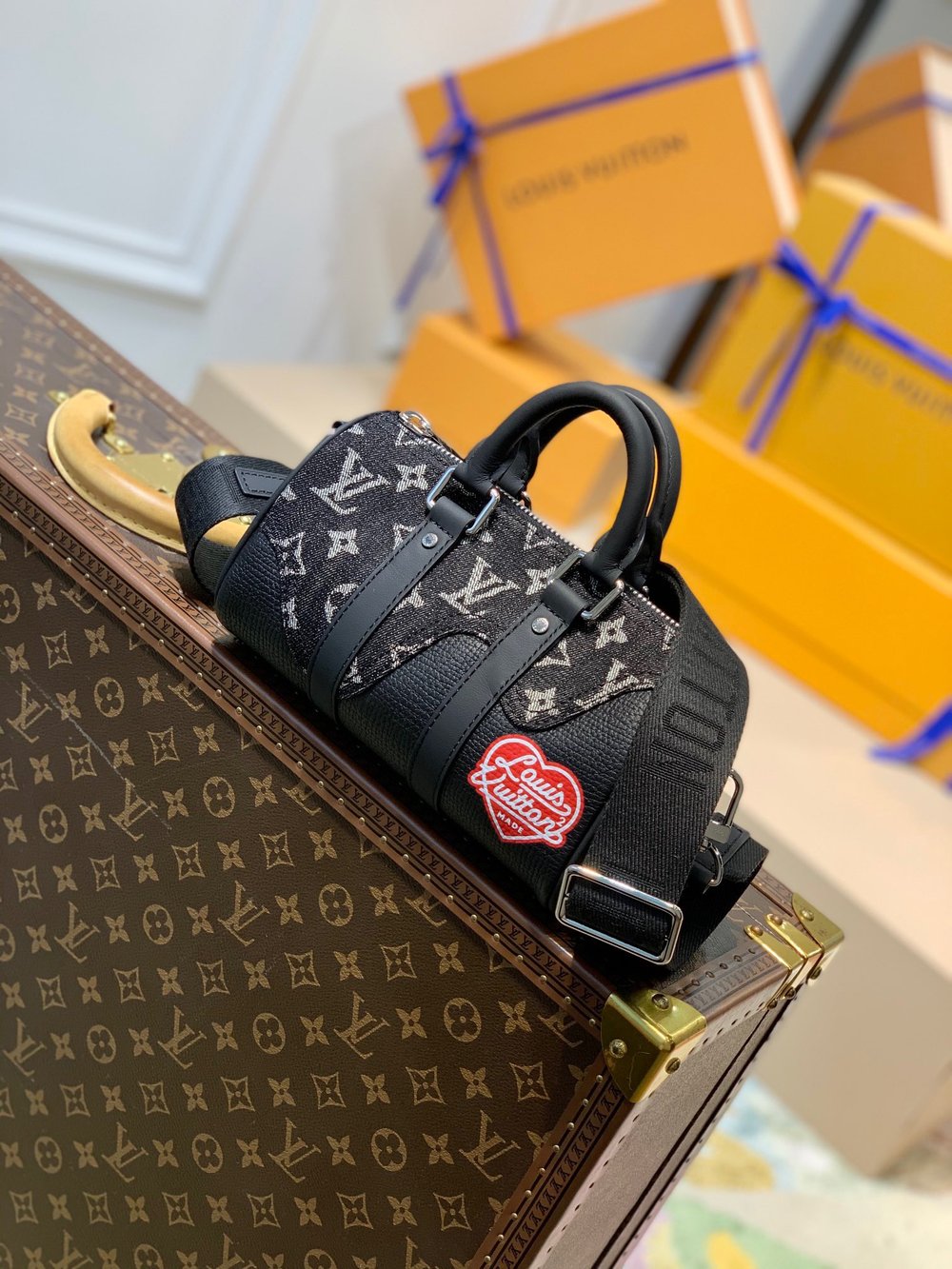 LV Mini Keepalls