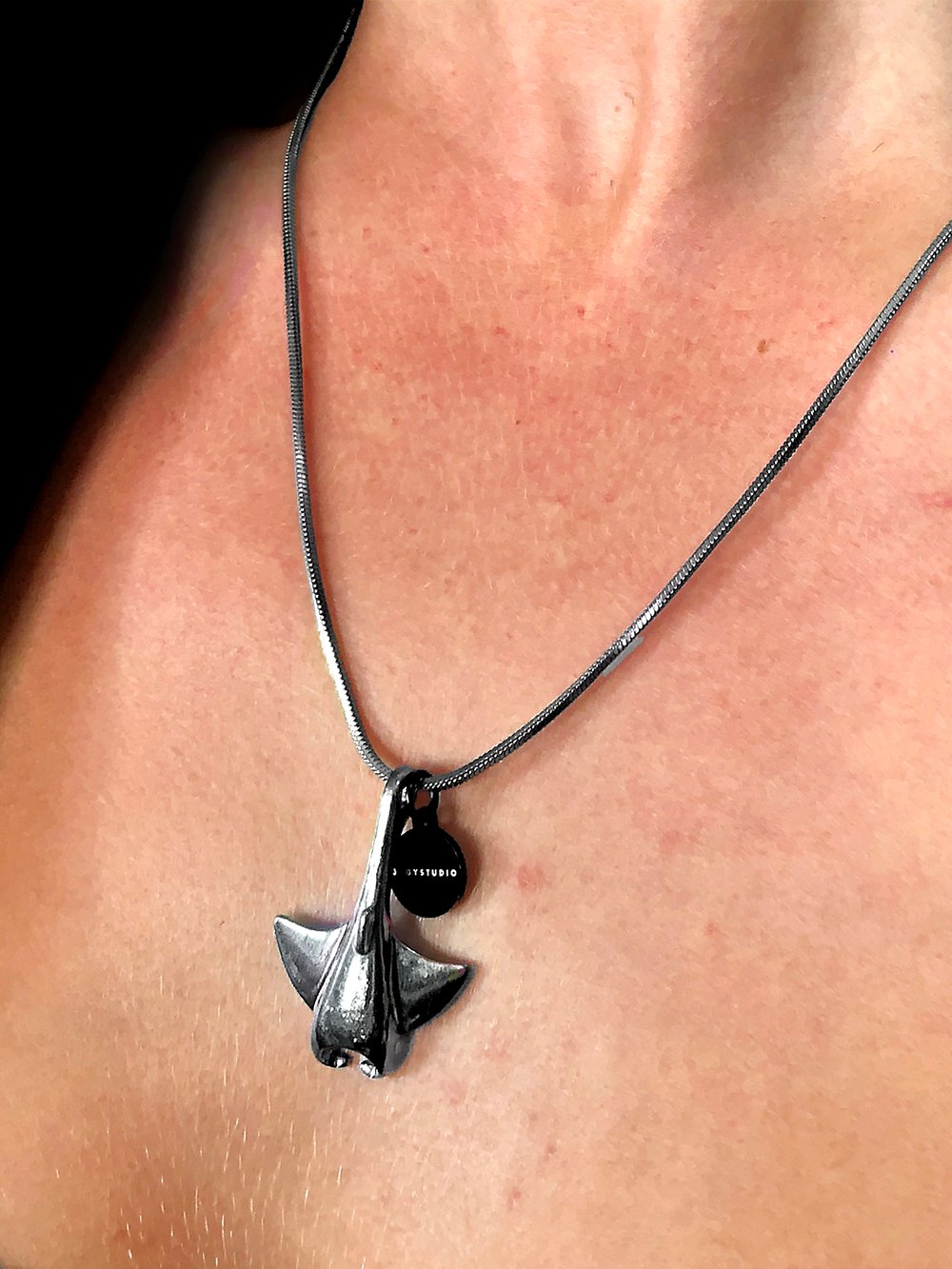 STINGRAY NECKLACE