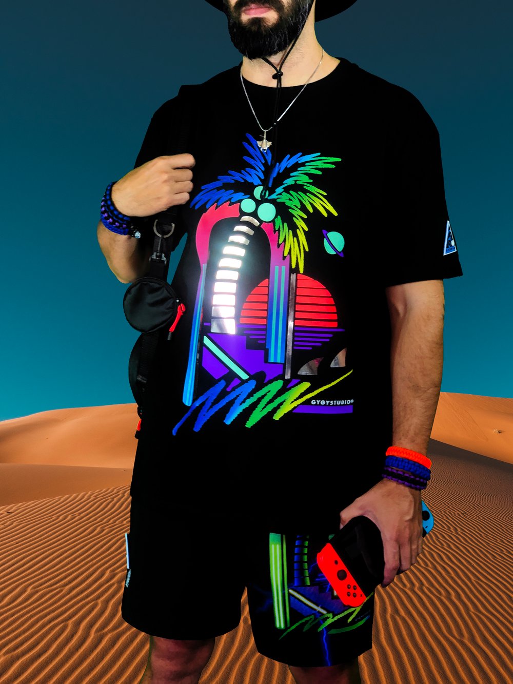 PALMTREE DREAMING PREMIUM TSHIRT