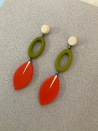 Image 2 of NEW long drop leaf earrings 