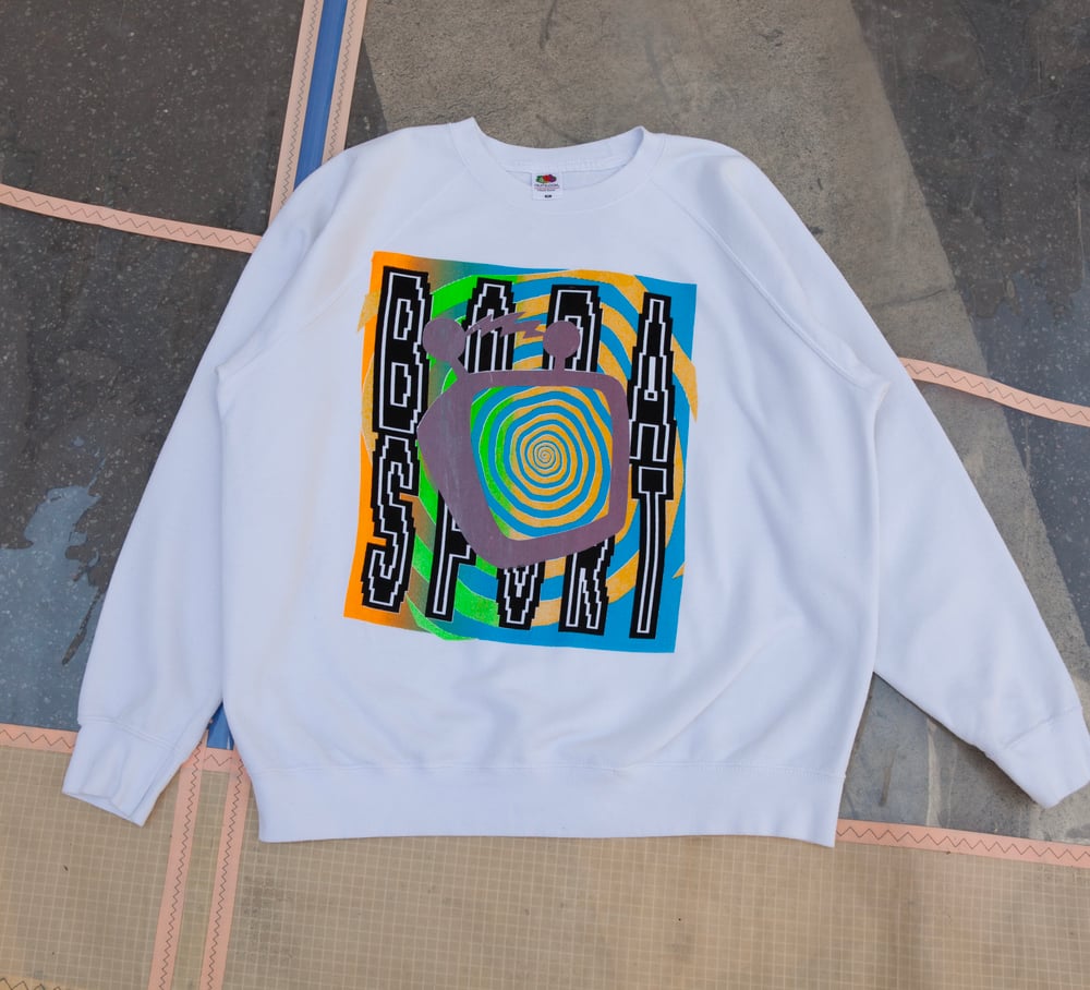 Image of SIZE XL / TV_04