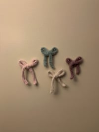 Image 2 of hair bows